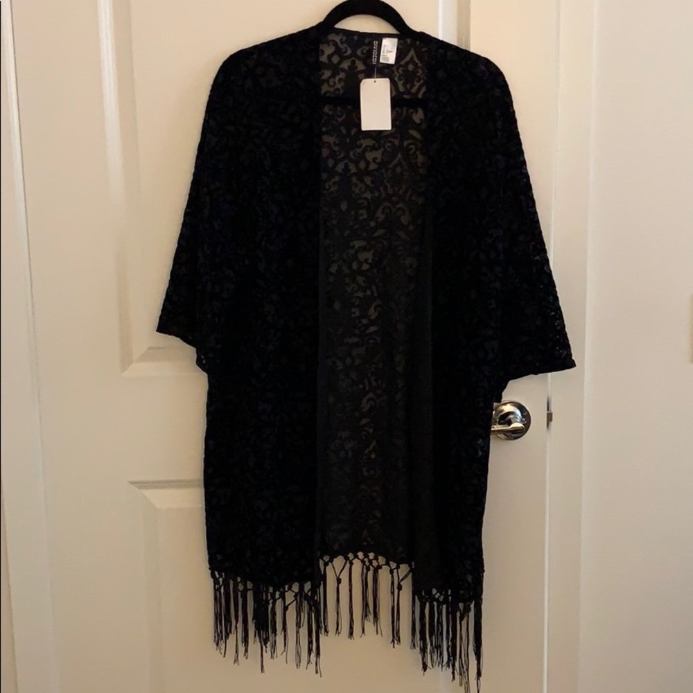 H&M velvet fringe kimono